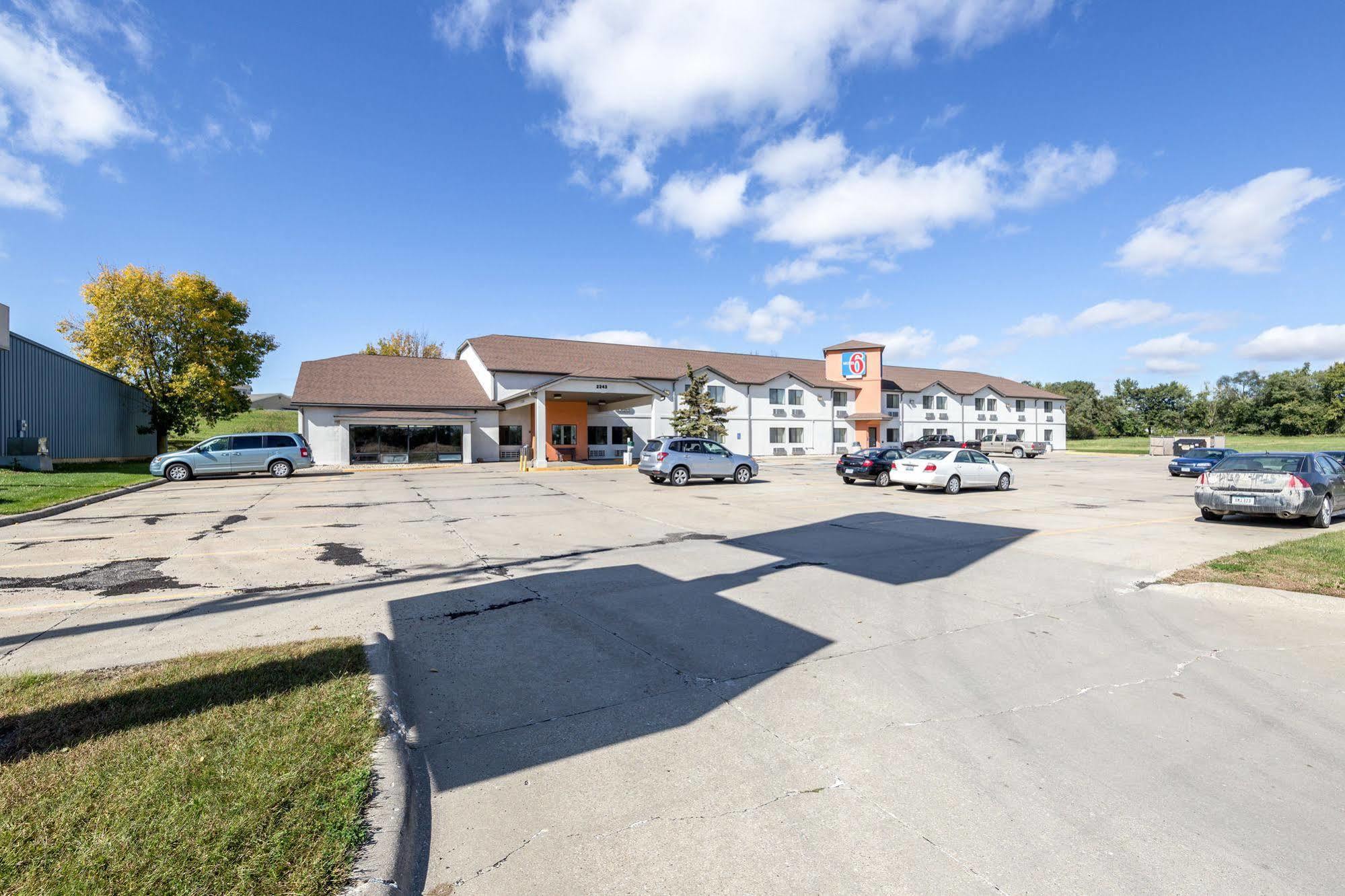 Motel 6-Waterloo, Ia Esterno foto