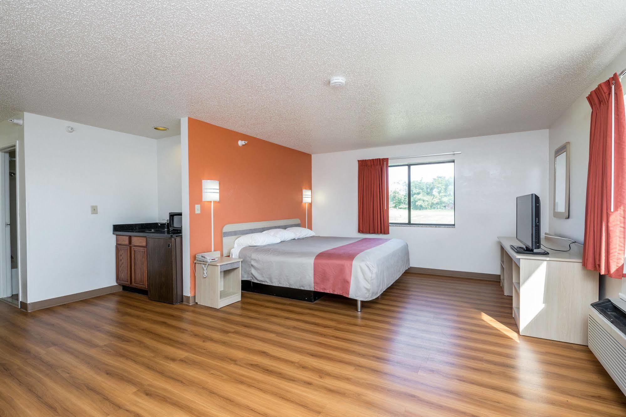 Motel 6-Waterloo, Ia Esterno foto