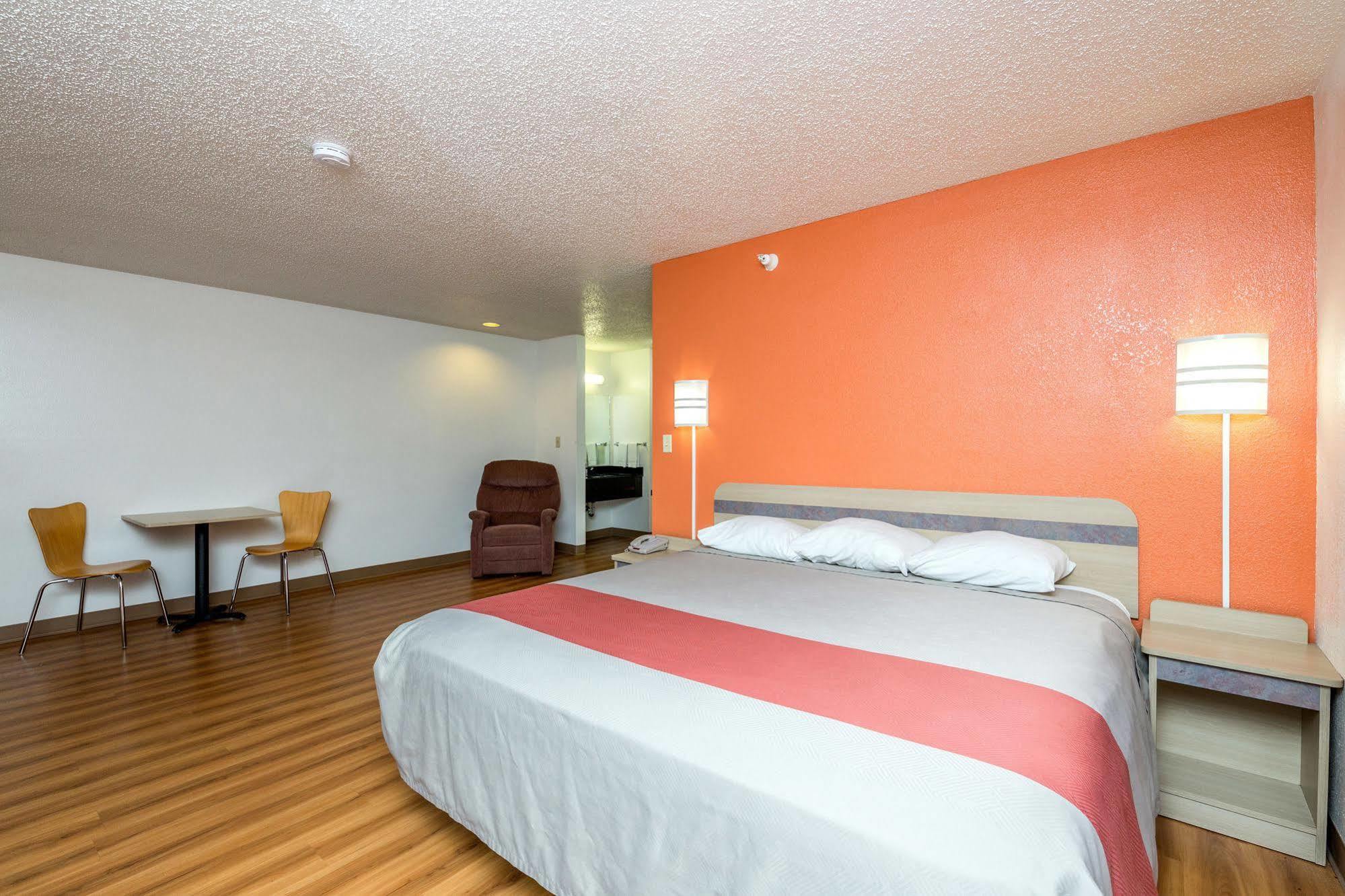 Motel 6-Waterloo, Ia Esterno foto